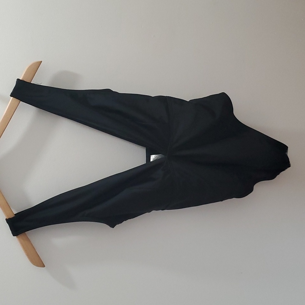 NWT Wolf & Whistle Asos Black 1Pc Swimsuit Size 34H